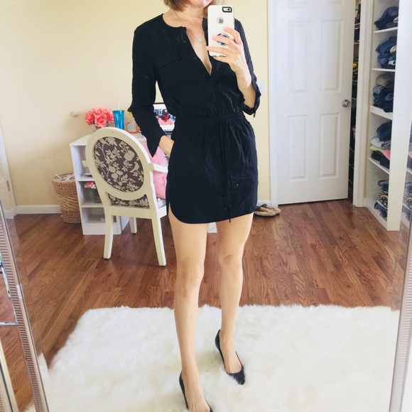 Banana Republic Dresses & Skirts - Banana Republic Black Pocketed Drawstring Dress